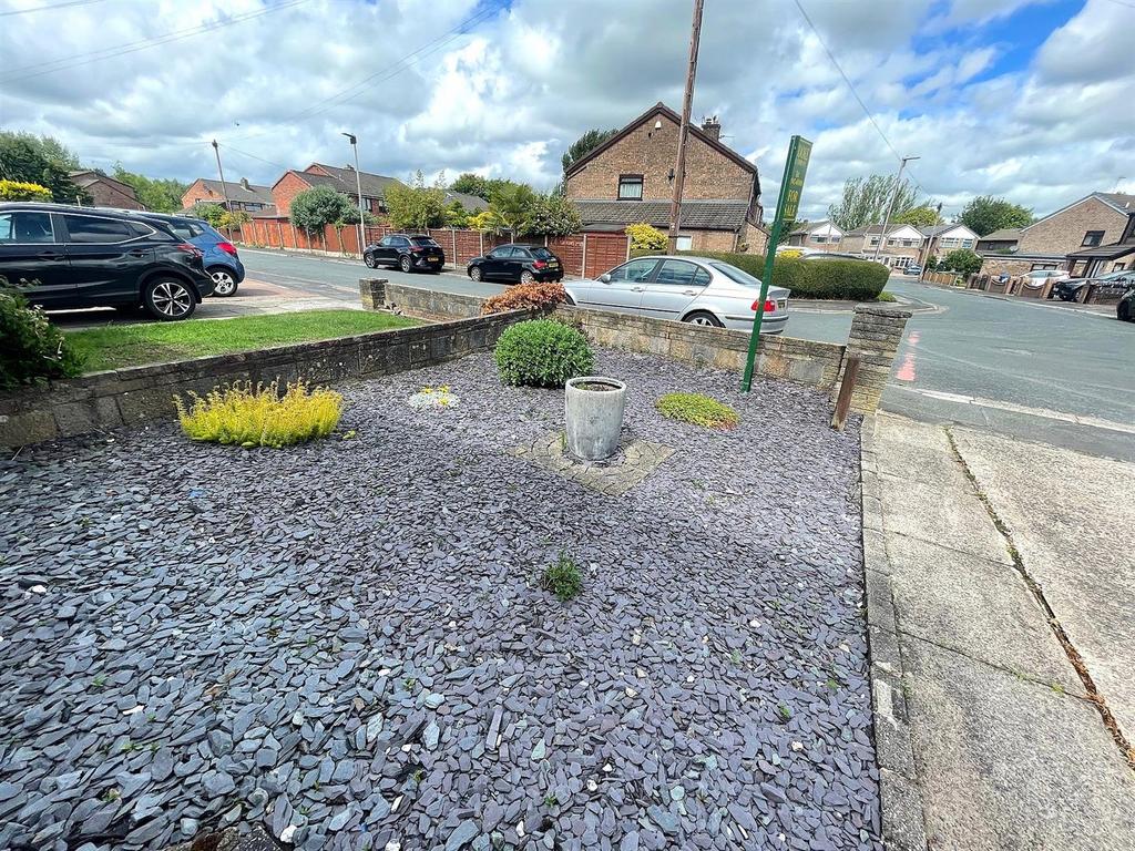 Front gardens.jpg