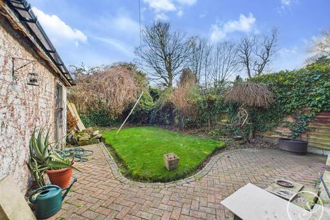 3 Baronsway, Leeds, LS15 7AW