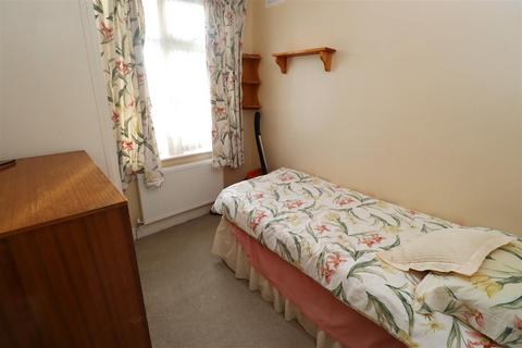 110 Valley Drive, London, NW9 9NS