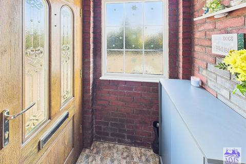4 bedroom detached bungalow for sale, Cliffe Road, Strood
