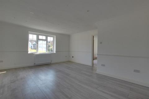 2 bedroom flat for sale, Chase Ridings, Enfield