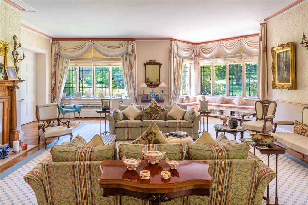 Waterton House