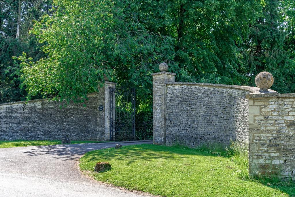 Waterton House