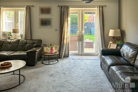 5 The Pippins, Swallowfield, Reading, RG7 1LW