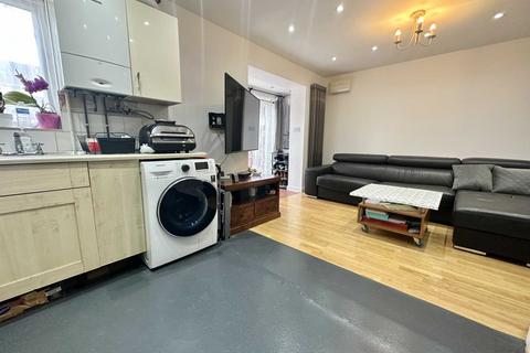 1 bedroom house for sale, Copperfields, Luton LU4