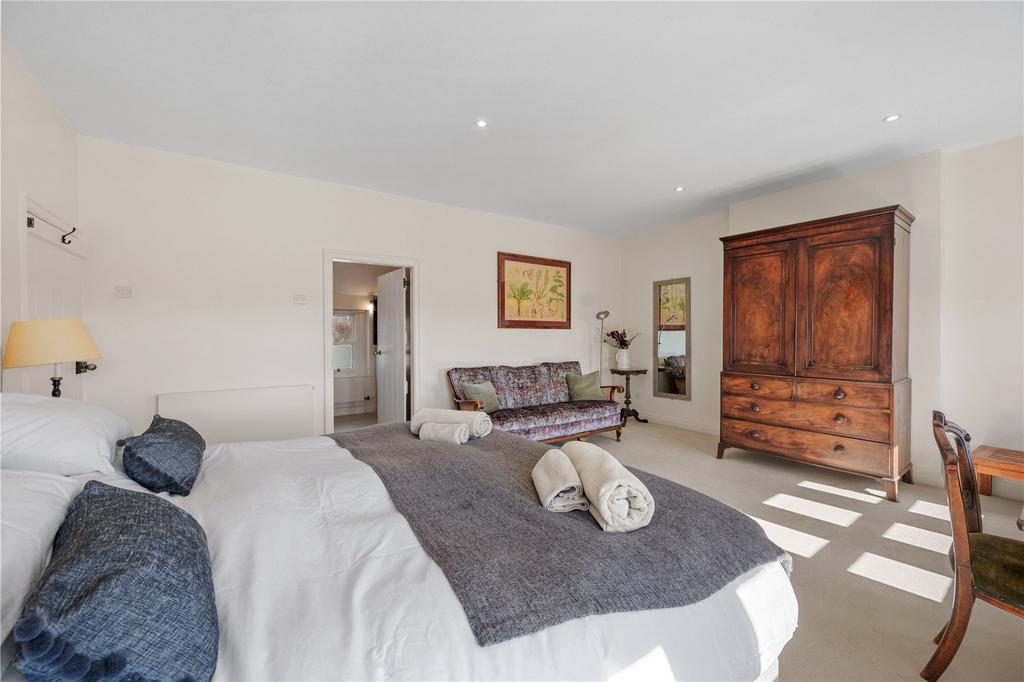 Main Bedroom