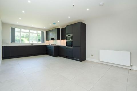 29 Alexander Avenue, London, NW10 3QT