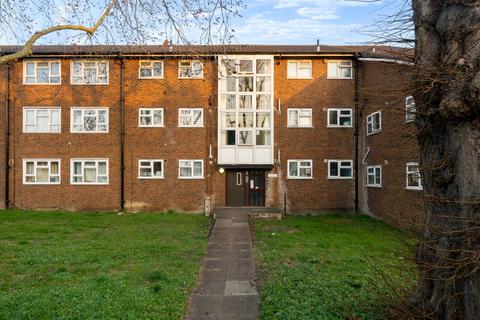 13b Marion Road, Thornton Heath, CR7 7AL