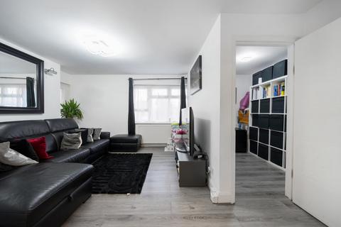 13b Marion Road, Thornton Heath, CR7 7AL