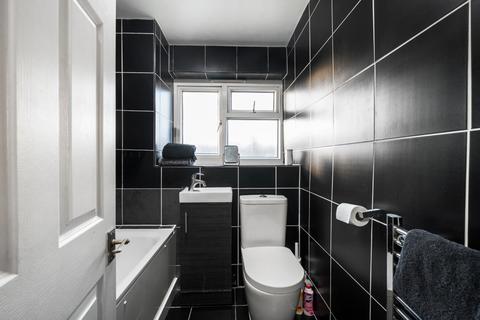 13b Marion Road, Thornton Heath, CR7 7AL