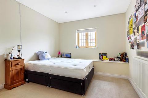 2 bedroom apartment for sale, East Street, Farnham, Surrey, GU9