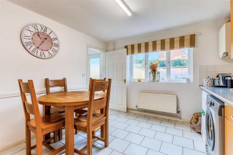 6 Darnley Close, Shipston-on-stour, CV36 4RB