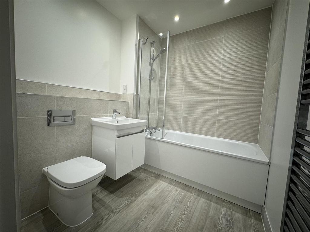 Bathroom.jpeg