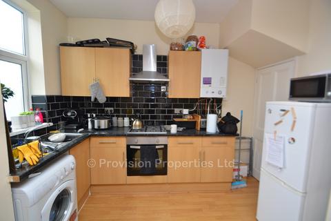 2 bedroom terraced house to rent, Thornville Terrace, Hyde Park LS6