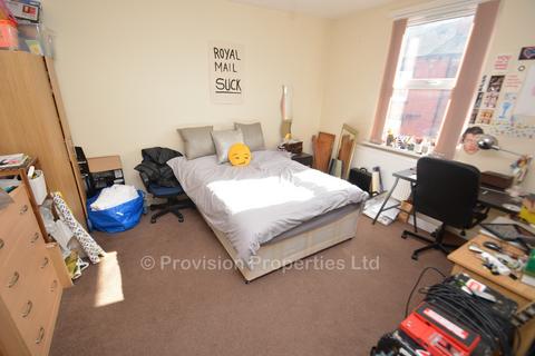 2 bedroom terraced house to rent, Thornville Terrace, Hyde Park LS6