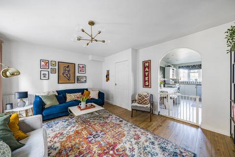 12 Firs Crescent, Kings Worthy, Winchester, SO23 7NF