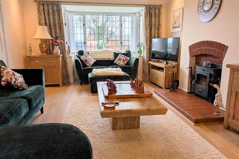 4 bedroom detached house for sale, The Warren, Halfway House, Shrewsbury, SY5 9DD