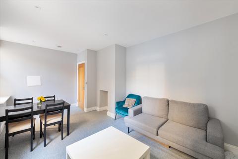 2 bedroom flat for sale, Hanson Street, London, W1W