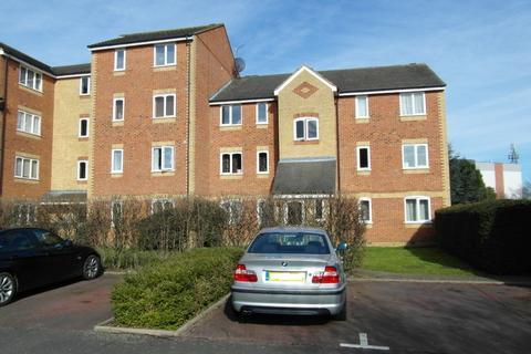 2 bedroom flat for sale, Burket Close, Southall UB2