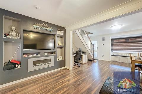 2 bedroom semi-detached house for sale, Banks Road, Southport PR9