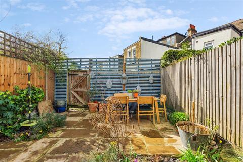 3 bedroom terraced house for sale, Church Path, London, W4