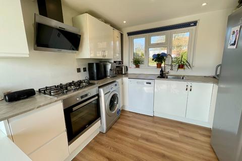 15 Elmtree Avenue, Cockernhoe, Luton, LU2 8QA