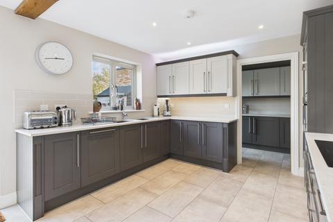 3 bedroom semi-detached house for sale, Ivatt Street, Cottenham
