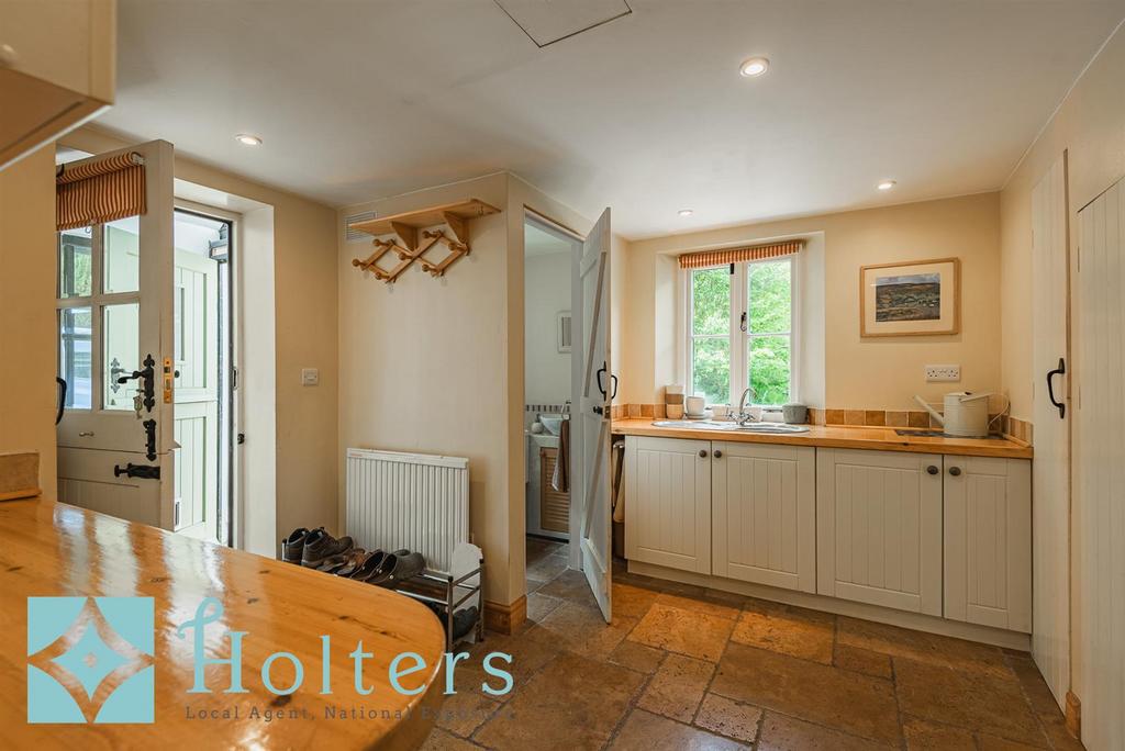 HOLTERS - Ty'n Llan, Abergwesyn-21.jpg
