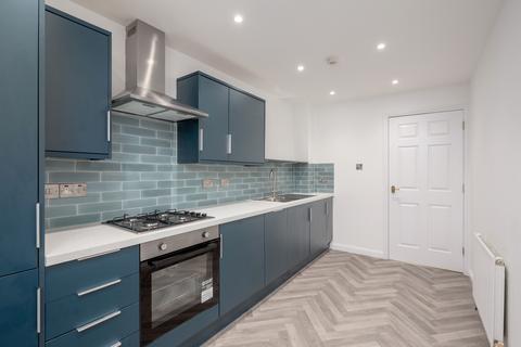 205/6 Duddingston Park South, Edinburgh, EH15 3EJ