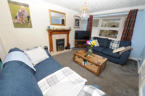 4 bedroom detached house for sale, Overland Crescent, Apperley Bridge, Bradford
