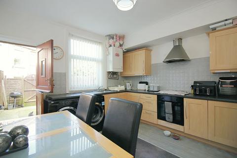 162 Undercliffe Road, Bradford, BD2 3DD