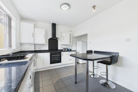 2 bedroom terraced house to rent, Leigh Road, Manchester M28