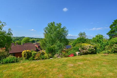 4 bedroom detached house for sale, Dukes Hill, Battle