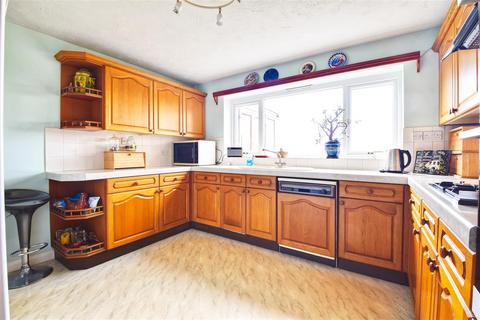 4 bedroom detached house for sale, Dukes Hill, Battle