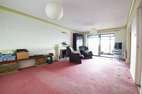 4 bedroom detached house for sale, Dukes Hill, Battle