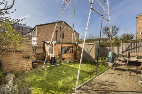 undefined, Hamilton Close, London, N17