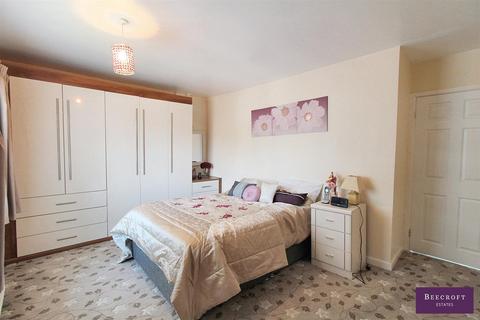 3 Thompson Road, Wombwell, Barnsley, S73 0EW