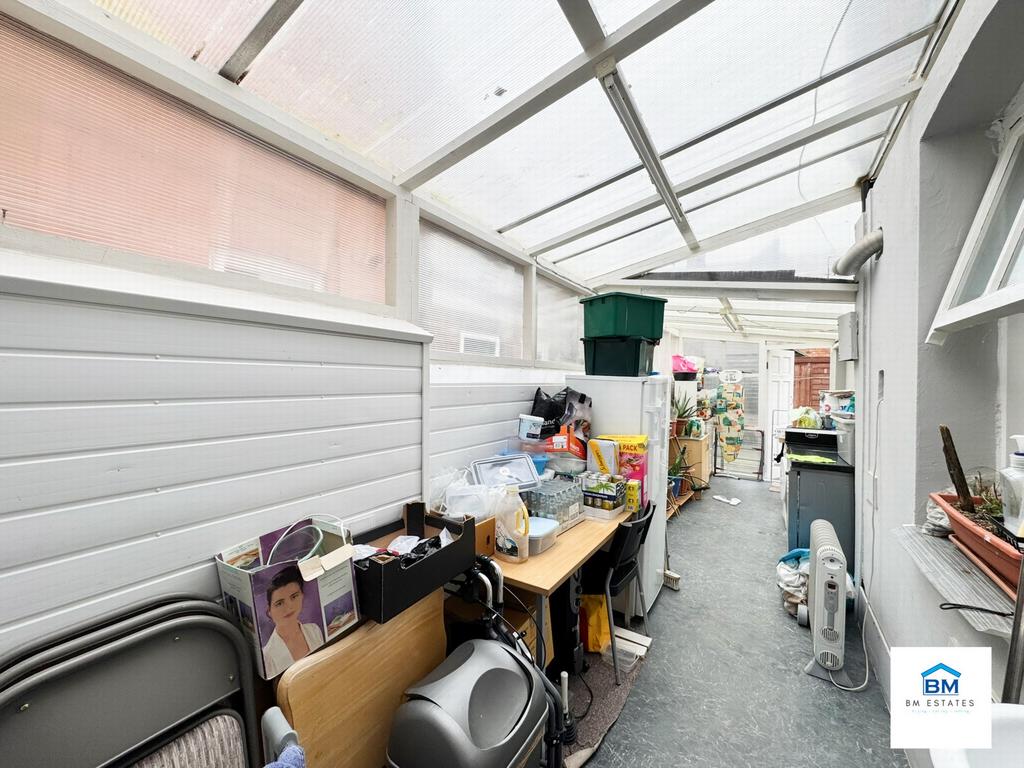 Lean-to