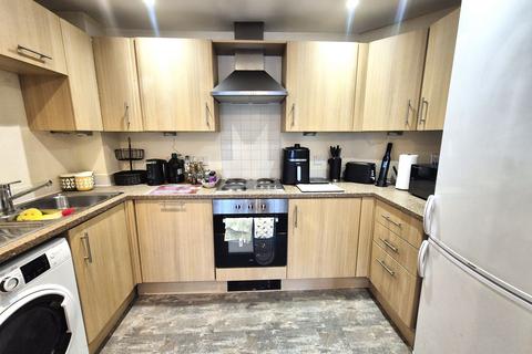 2 bedroom flat to rent, Bonehill Road, Tamworth B78