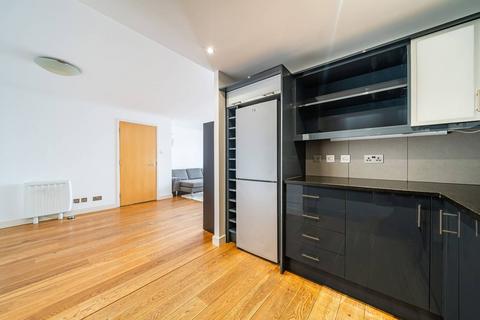 2 bedroom flat to rent, Arnhem Wharf, Isle Of Dogs, London, E14