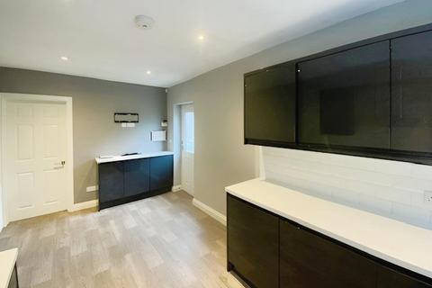 3 Richmond Close, Mossley, Ashton-under-lyne, OL5 9LE