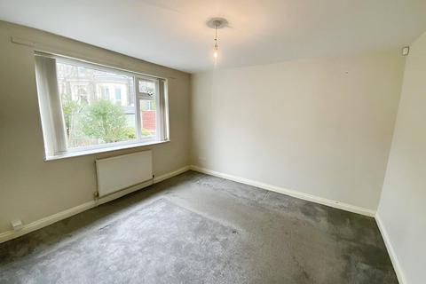 3 Richmond Close, Mossley, Ashton-under-lyne, OL5 9LE