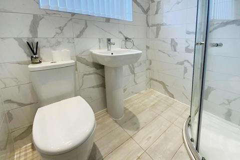 3 Richmond Close, Mossley, Ashton-under-lyne, OL5 9LE
