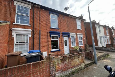 2 bedroom terraced house to rent, Boston Road
