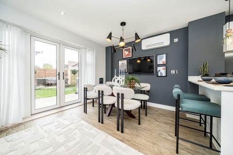 undefined, Meadowview Road, Raynes Park SW20