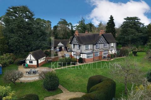 undefined, Guildersfield, Hill Farm Road, Taplow, SL6 0HQ