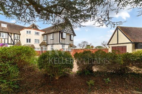 undefined, Guildersfield, Hill Farm Road, Taplow, SL6 0HQ