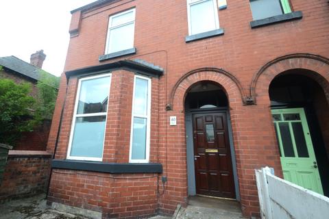8 bedroom end of terrace house to rent, Upper Lloyd Street, Manchester M14