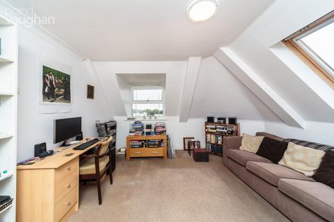 1 bedroom flat for sale, Bodiham House, Davigdor Road, Hove, BN3