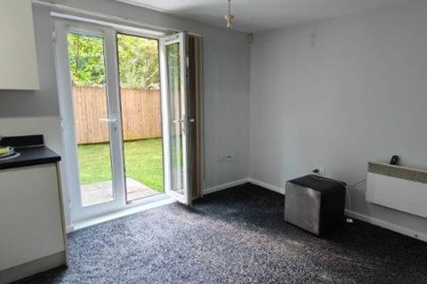 1 bedroom flat to rent, Waterside Gardens, Bolton BL1